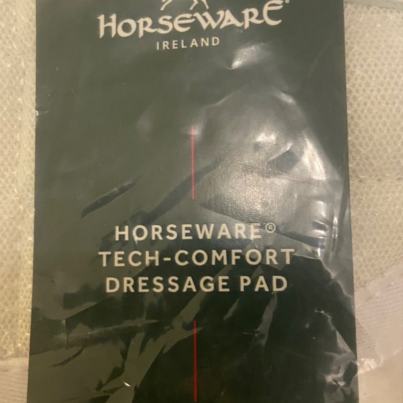 Horseware Ireland Tec Comfort Dressage Saddle Pad - NWT - Picture 6 of 8